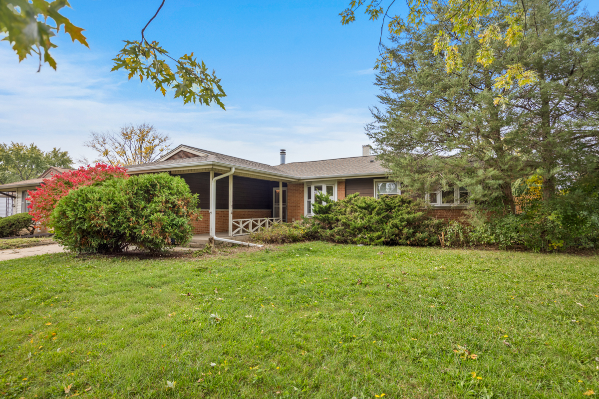 246 Greenbriar Street