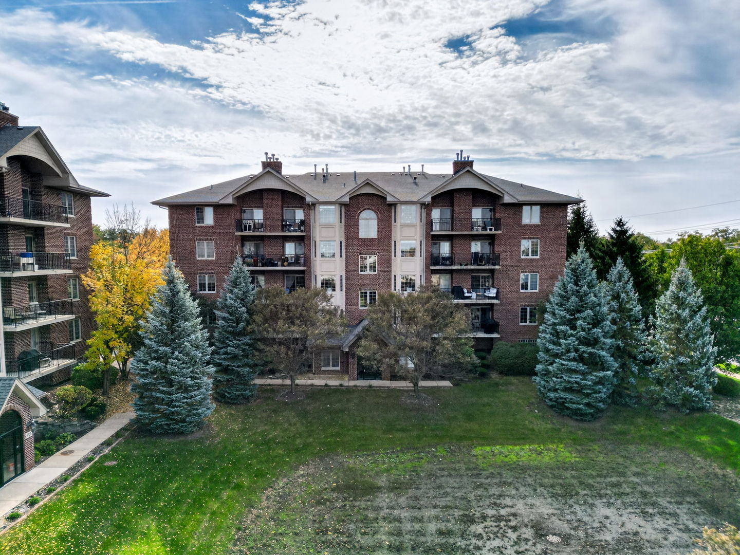 6675 S Cass Avenue Unit 4c