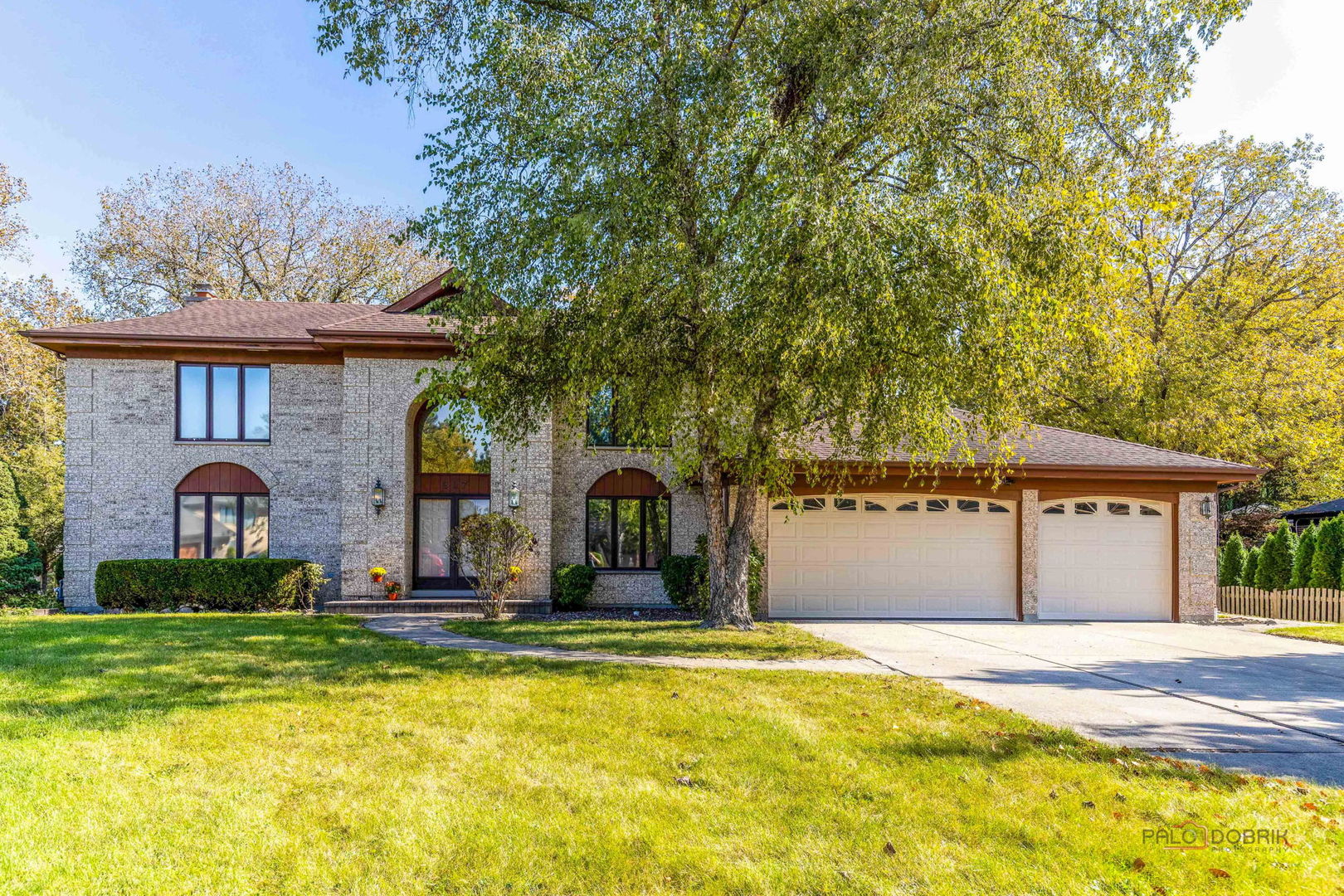 207 Linden Road S