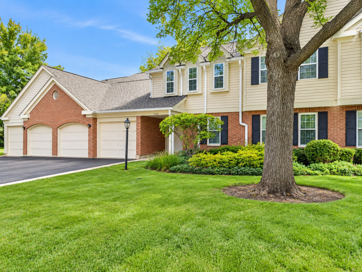 1404 Nottingham Court Unit C2