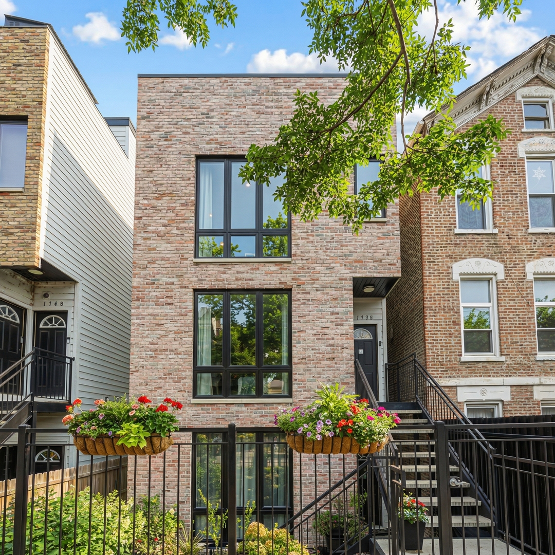 1738 W 17th Street Unit 2