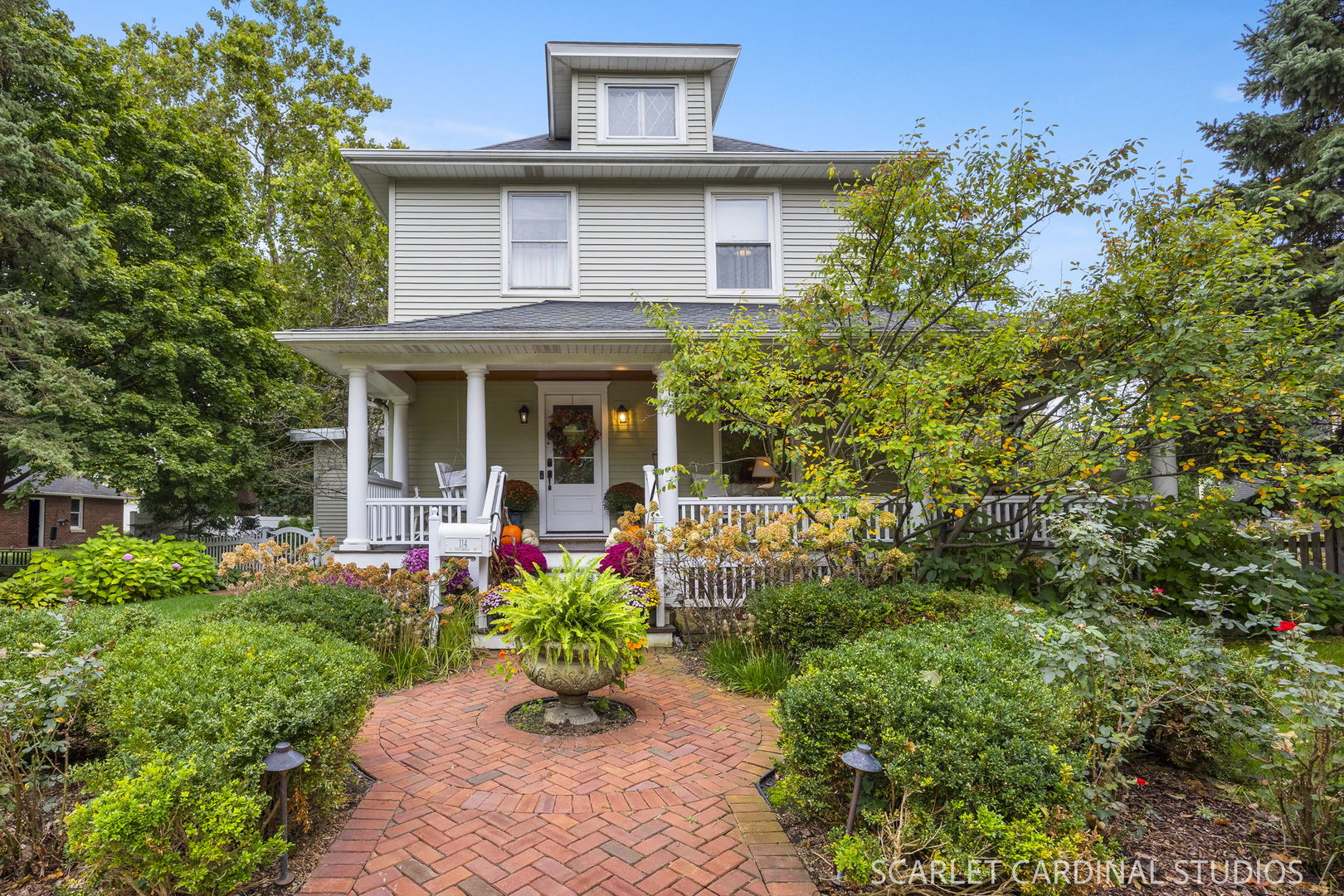 114 S Columbia Street