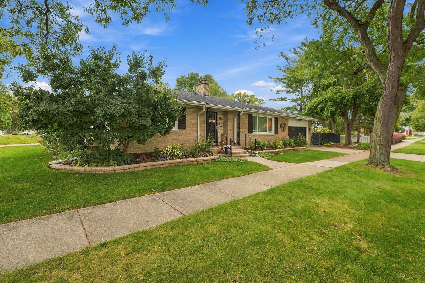 237 W Jackson Street