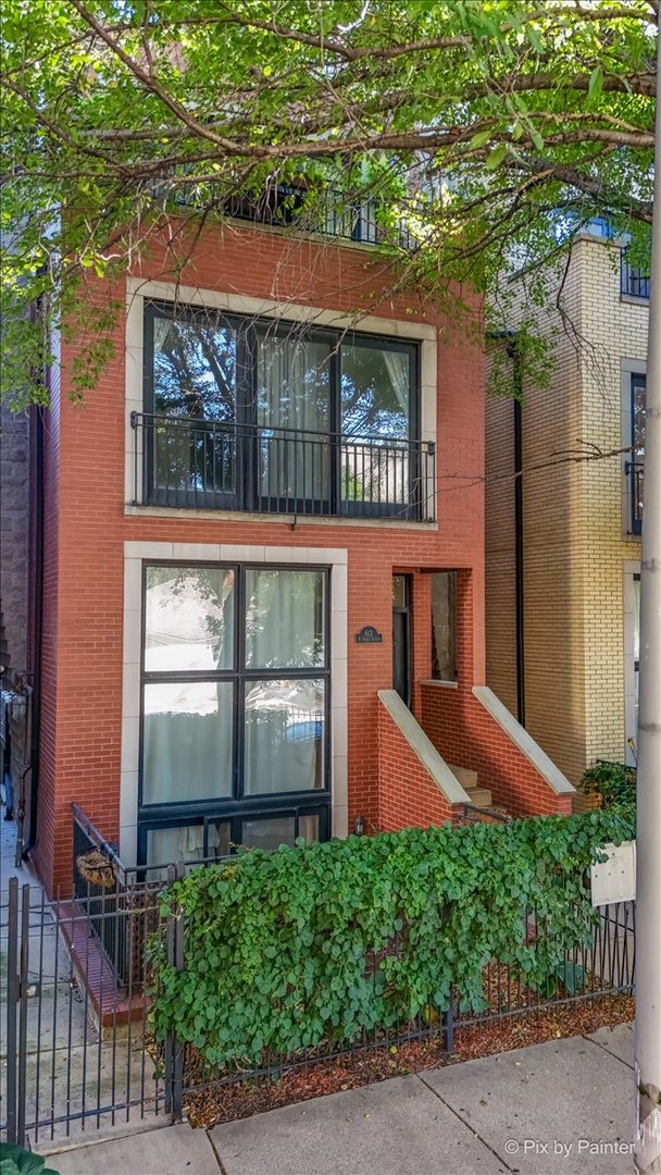 613 N Noble Street Unit 2