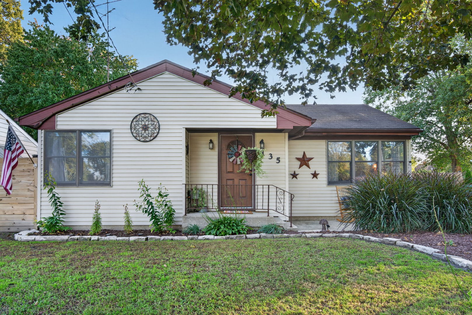 135 E 3rd Street