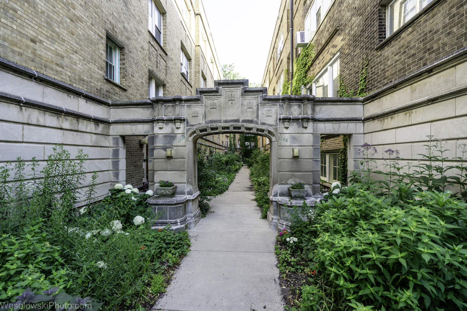 1522 E 59th Street Unit 3e