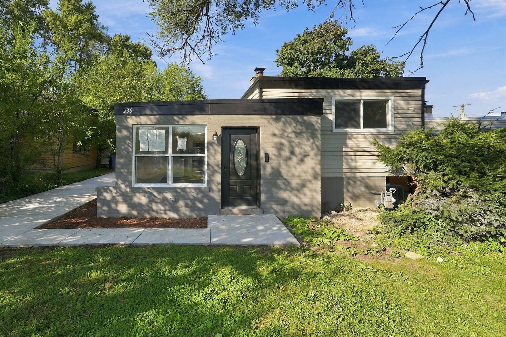 236 N Forest Avenue