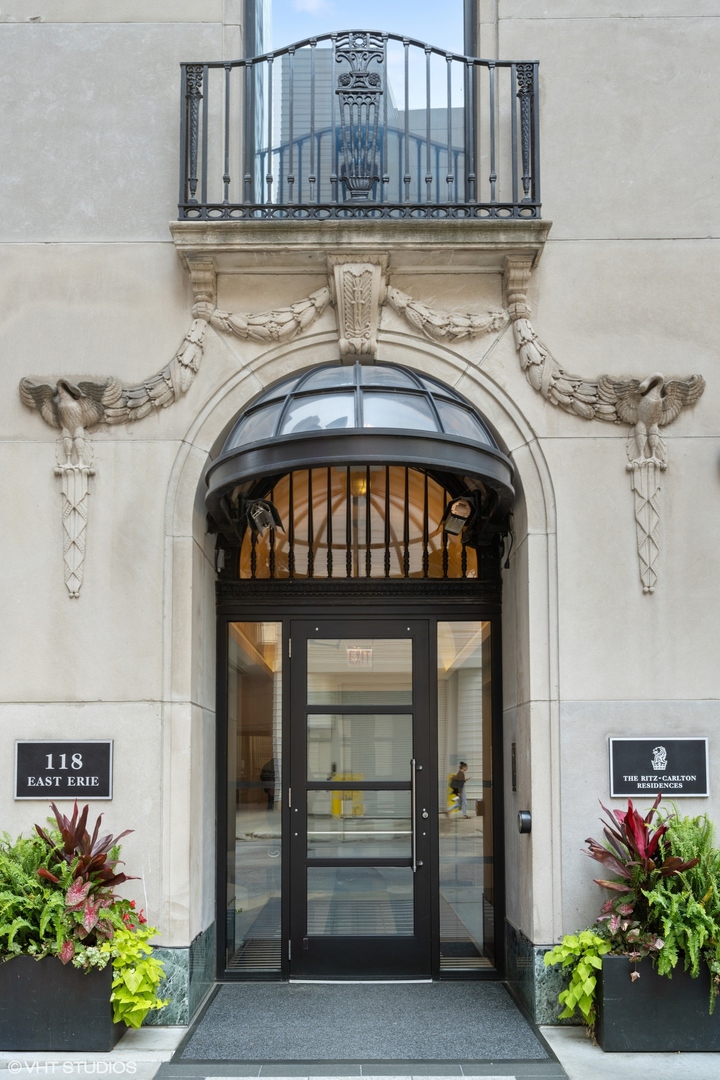118 E Erie Street Unit 37h