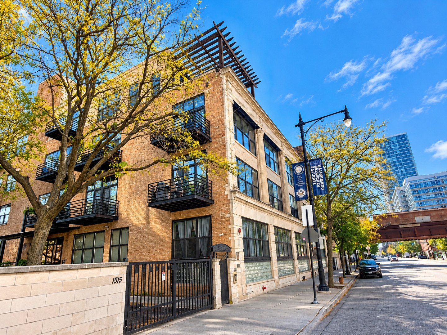 1525 S Michigan Avenue Unit 109