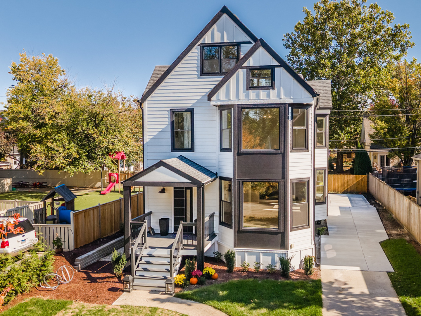 121 N Kensington Avenue