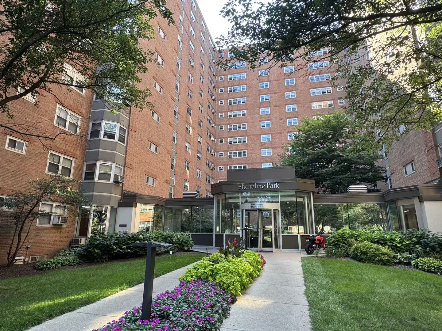 4950 N Marine Drive Unit 203