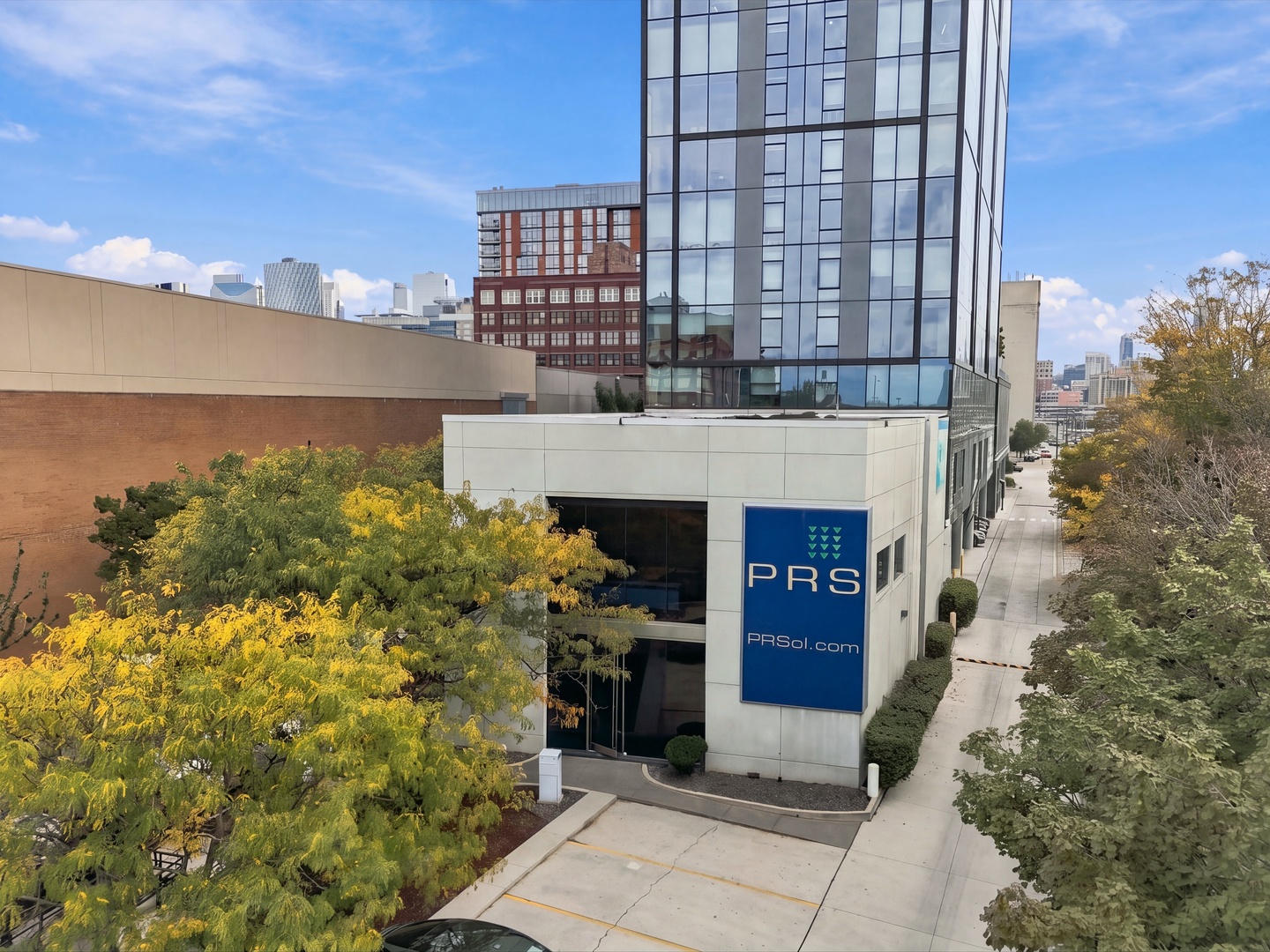 1133 W Van Buren Street