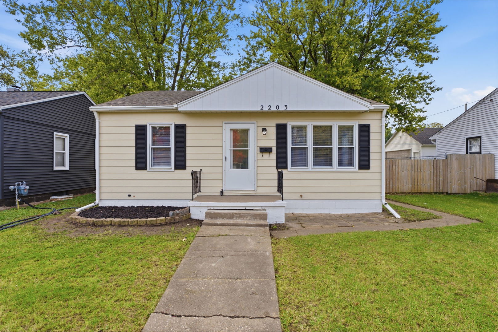 Property photo 1