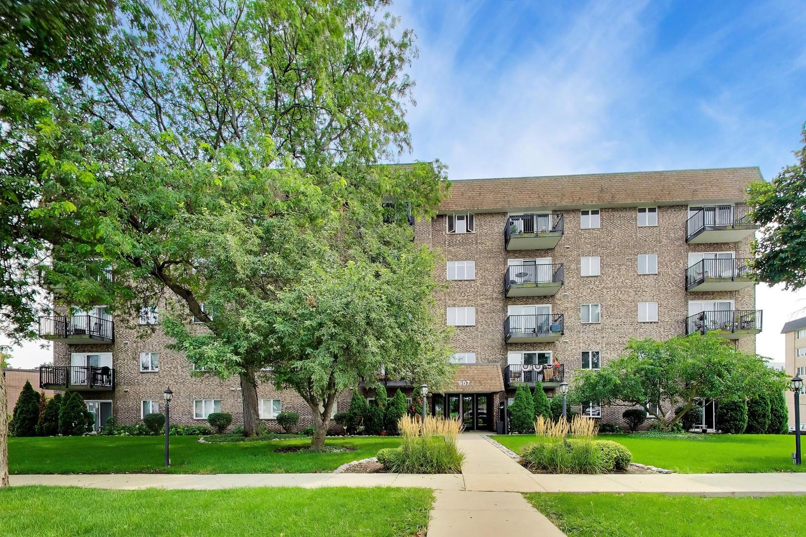 907 Curtiss Street Unit 404