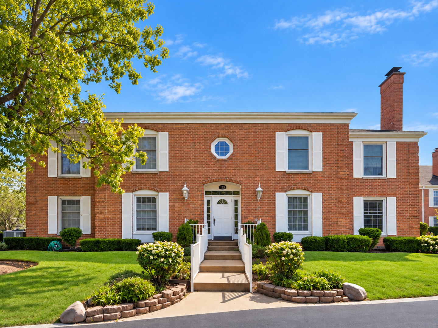 128 Carriage Way Drive Unit 117b