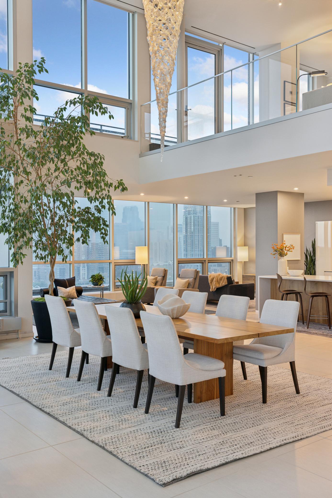 222 2nd Street SE Unit: 1703