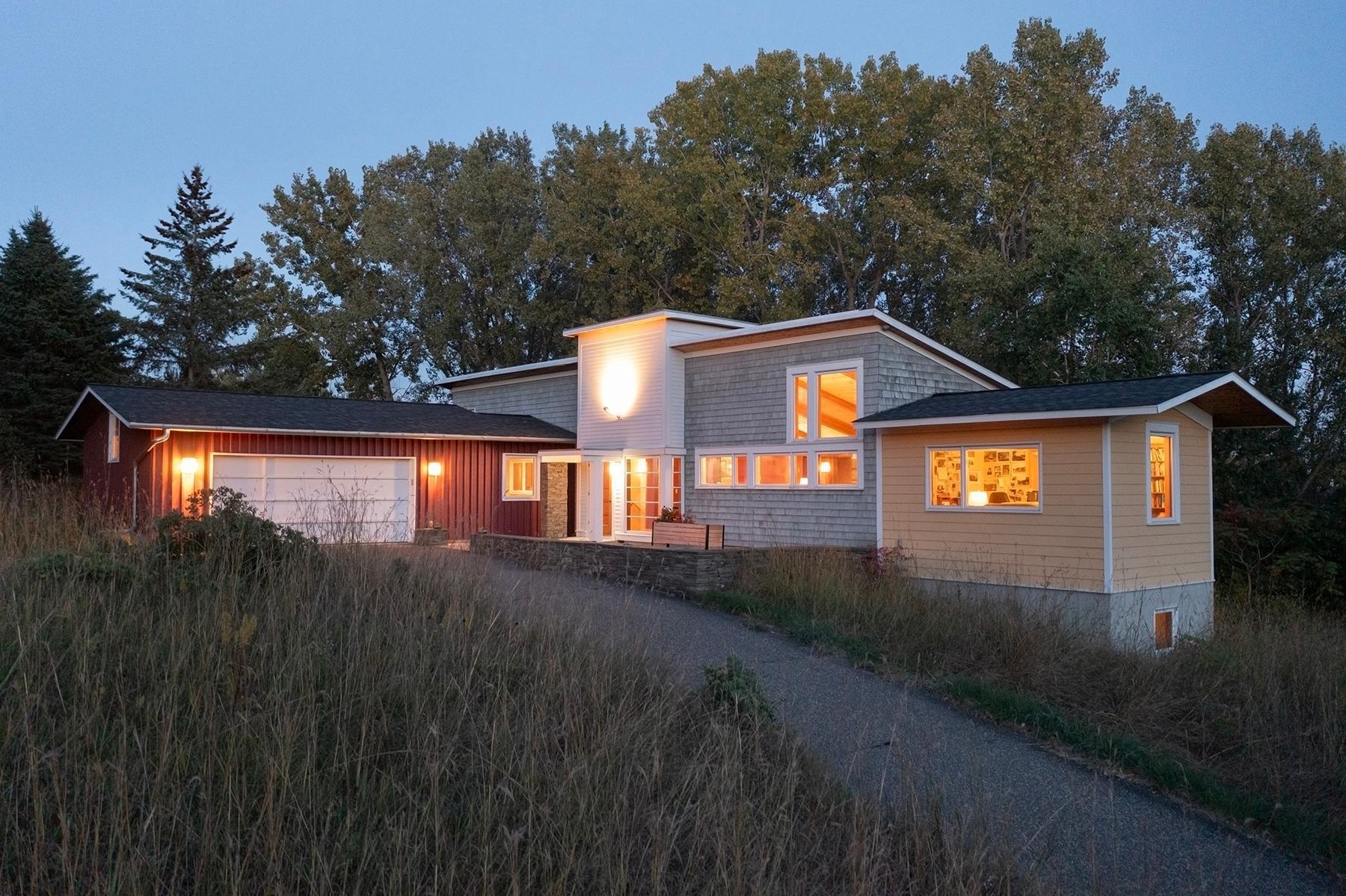6 Robb Farm Road