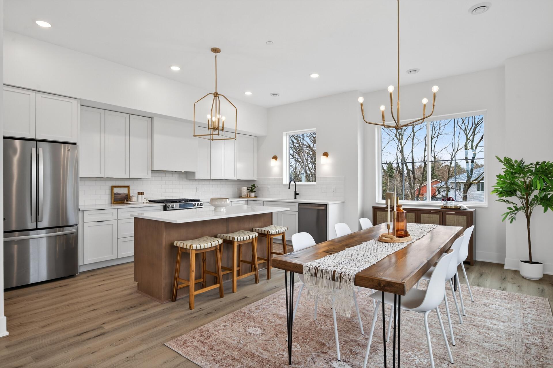 2501 Jansen Avenue