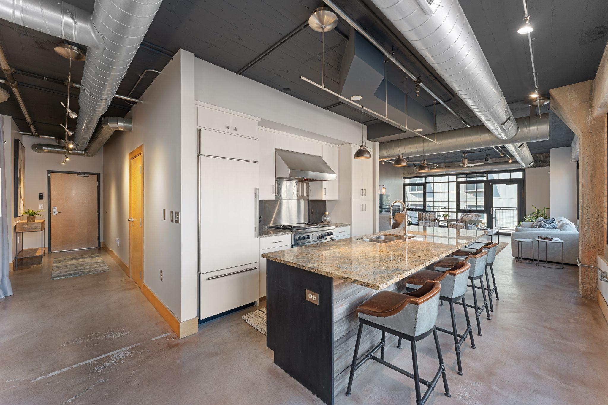 525 3rd Street N Unit: 414