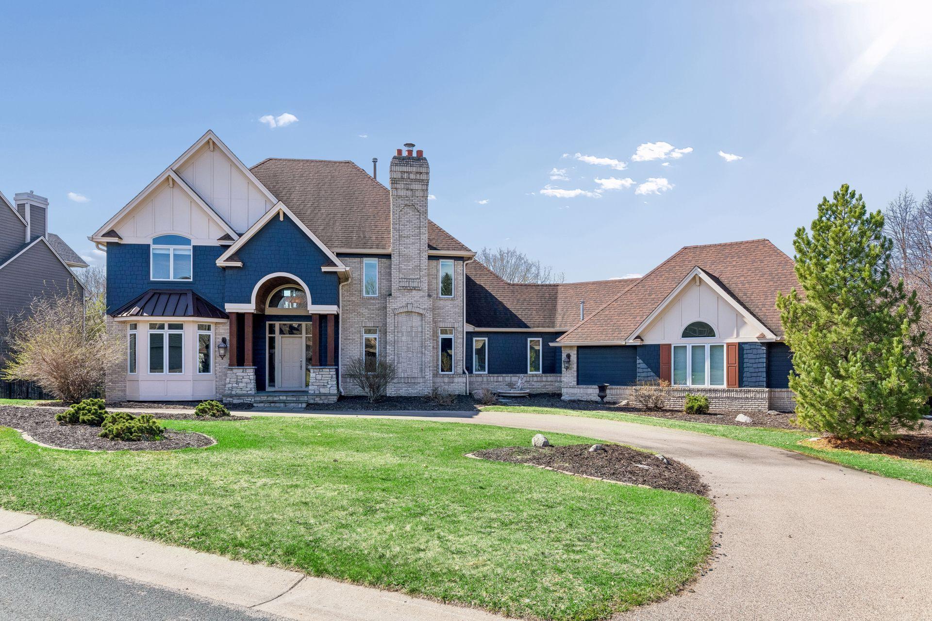 3820 Hunters Overlook Lane