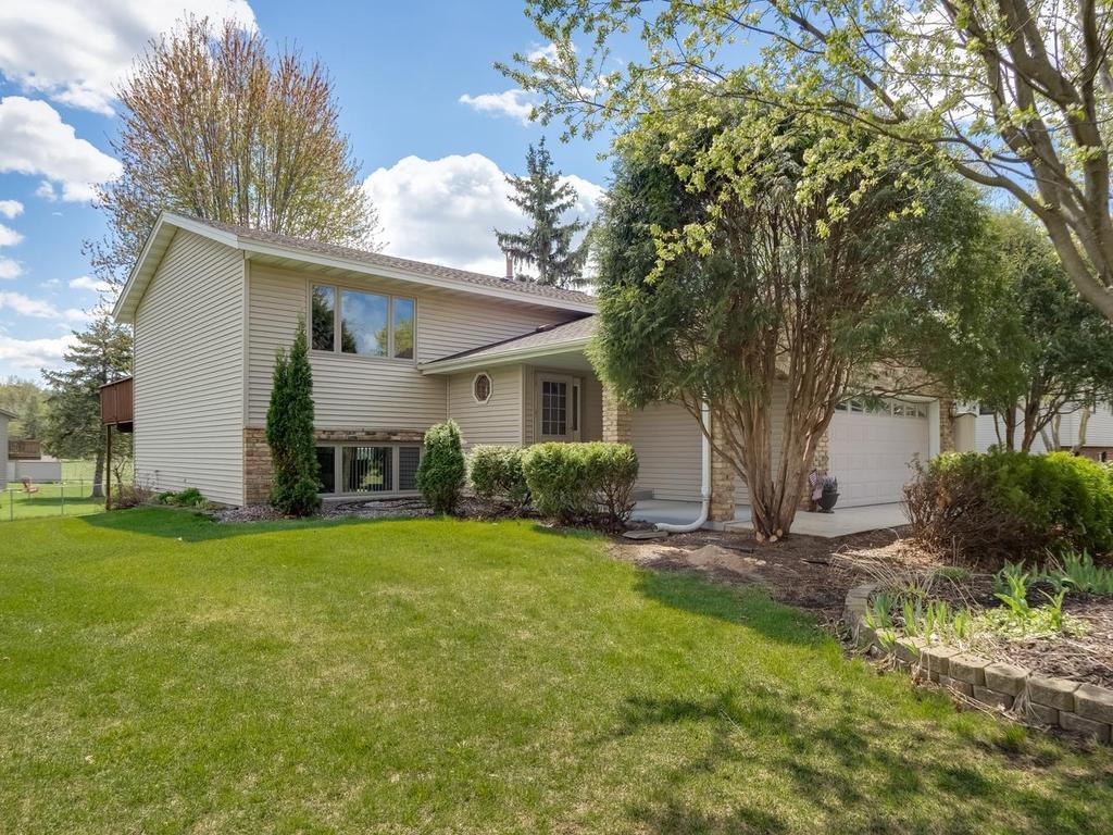 879 Westview Court