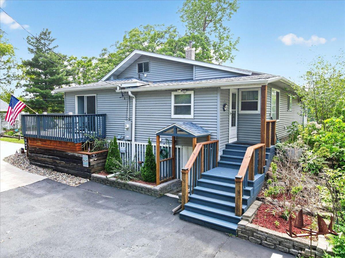 79 Long Lake Road