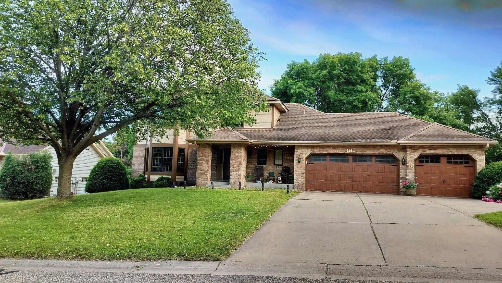 156 Red Oaks Drive
