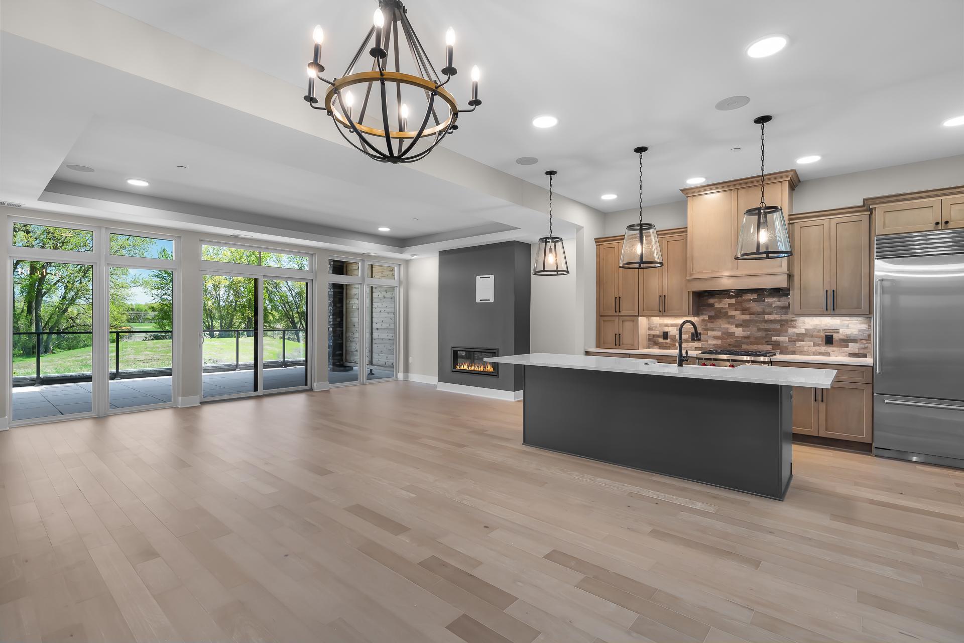 1 Hill Farm Road Unit: 111
