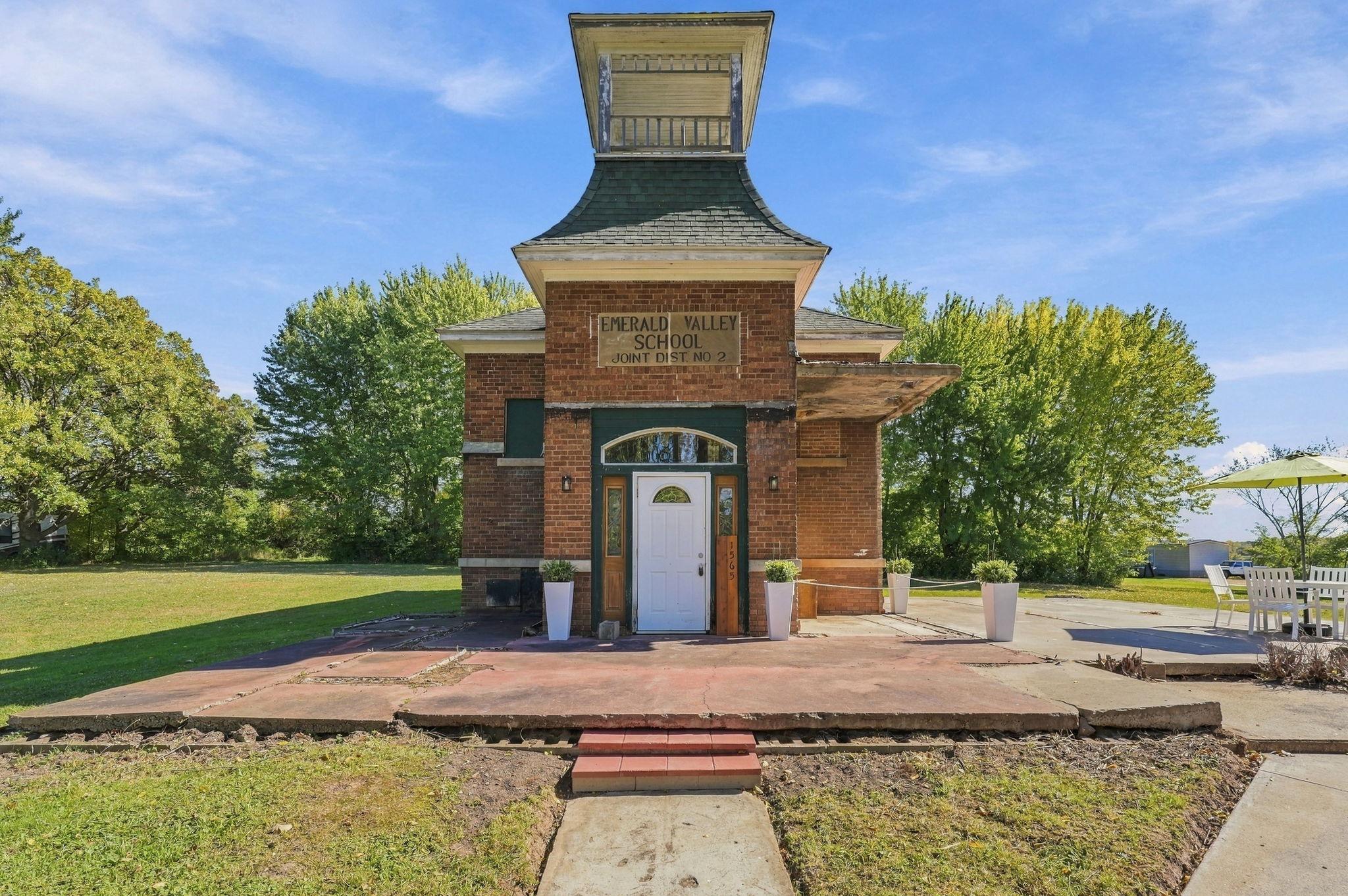 Property photo 2