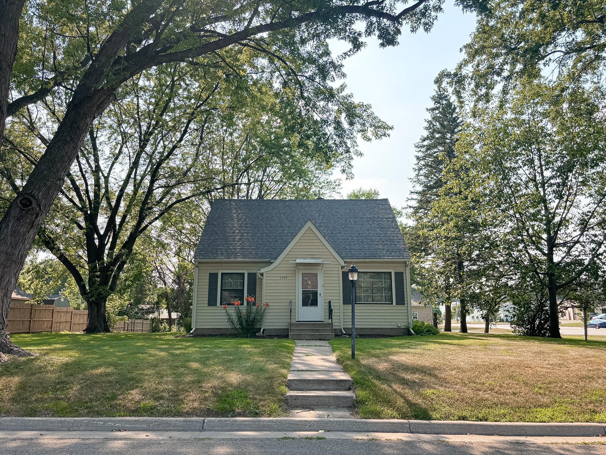Property photo 1
