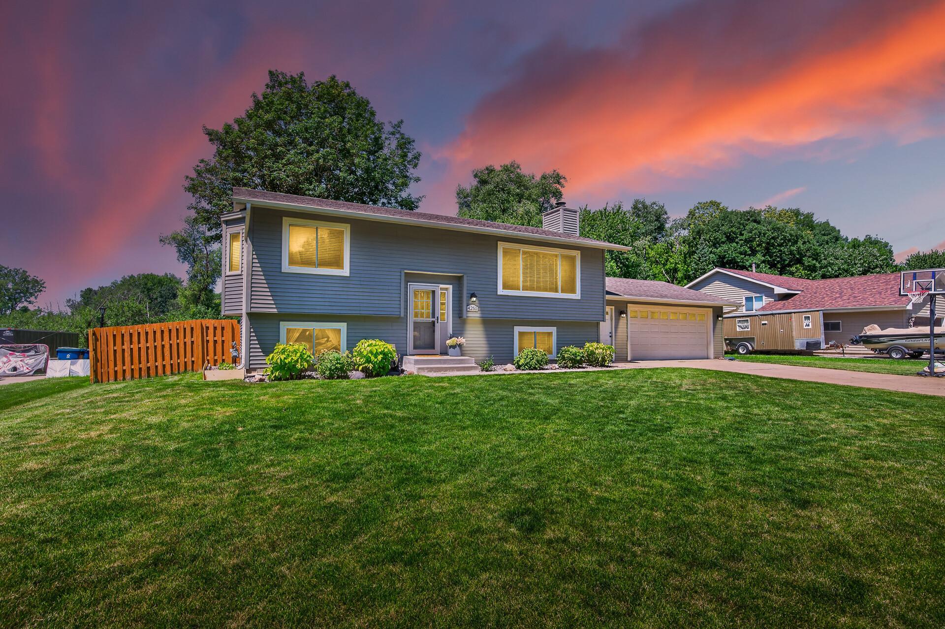 4251 Elizabeth Lane