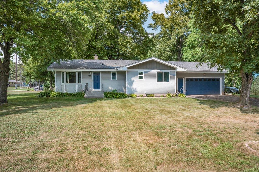 727 Tanglewood Drive
