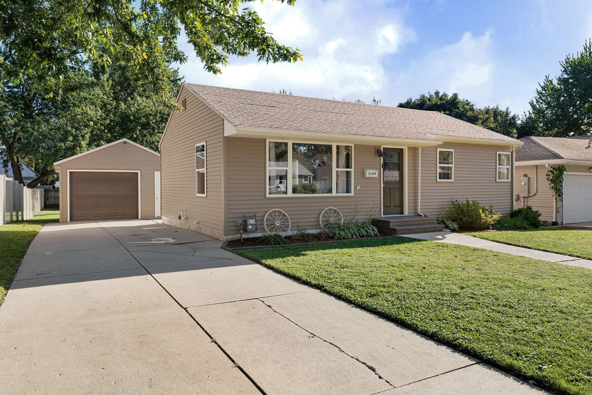 Property photo 1