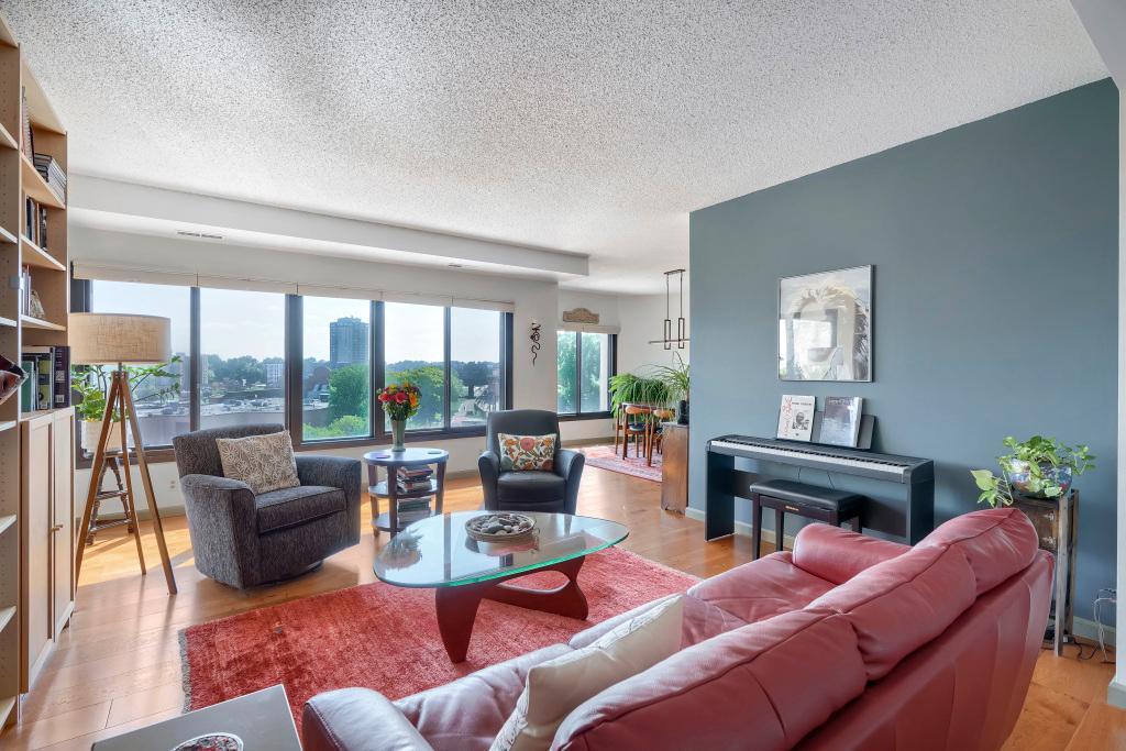 3145 Dean Court Unit 505