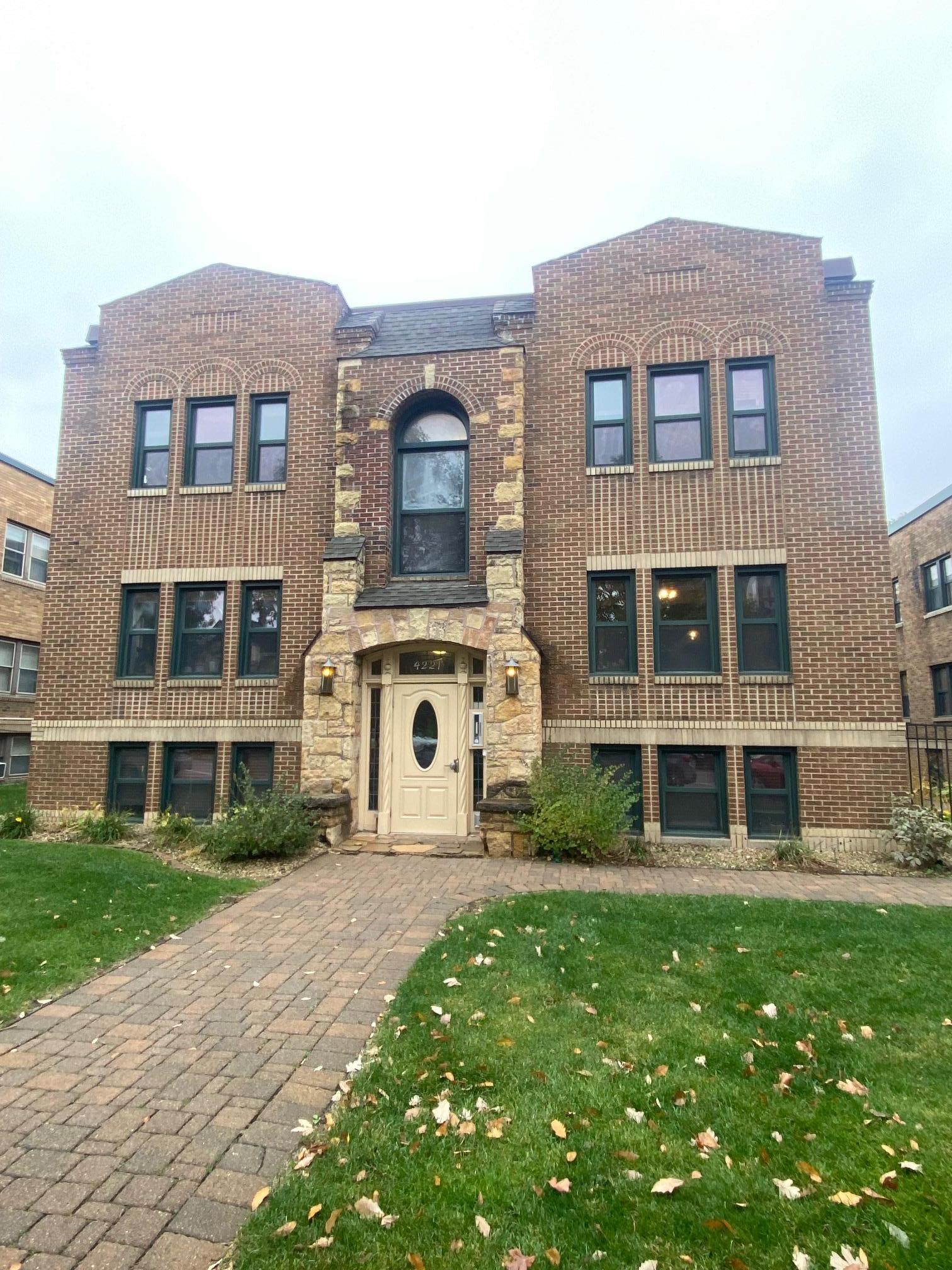 4221 Nicollet Avenue Unit 100