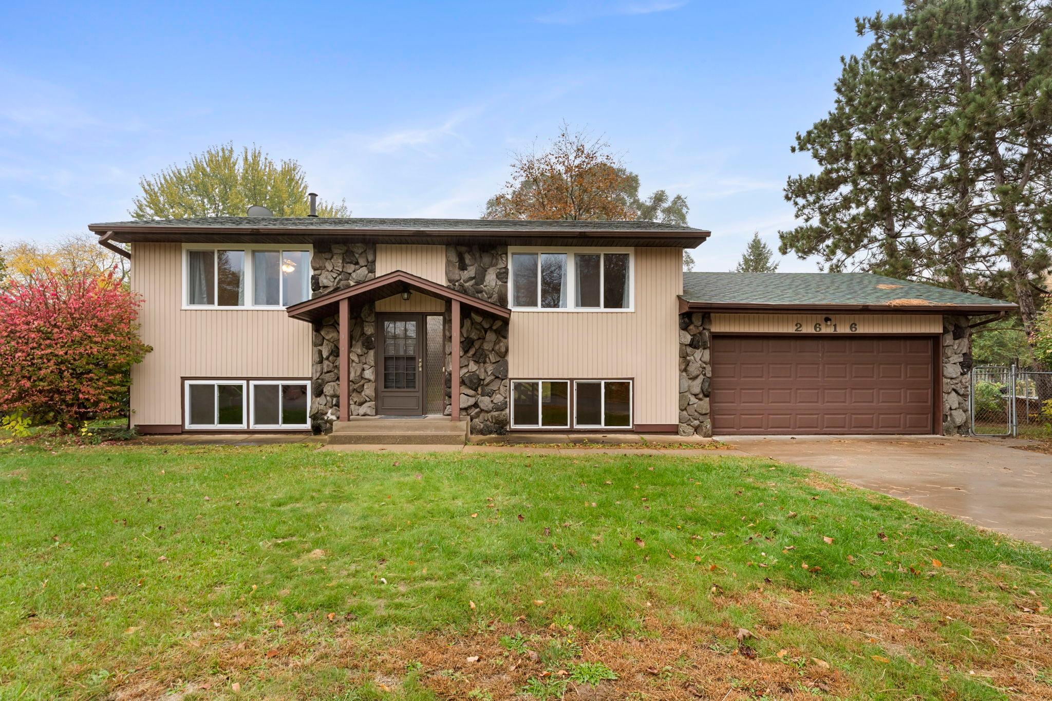 2616 Ridge Lane