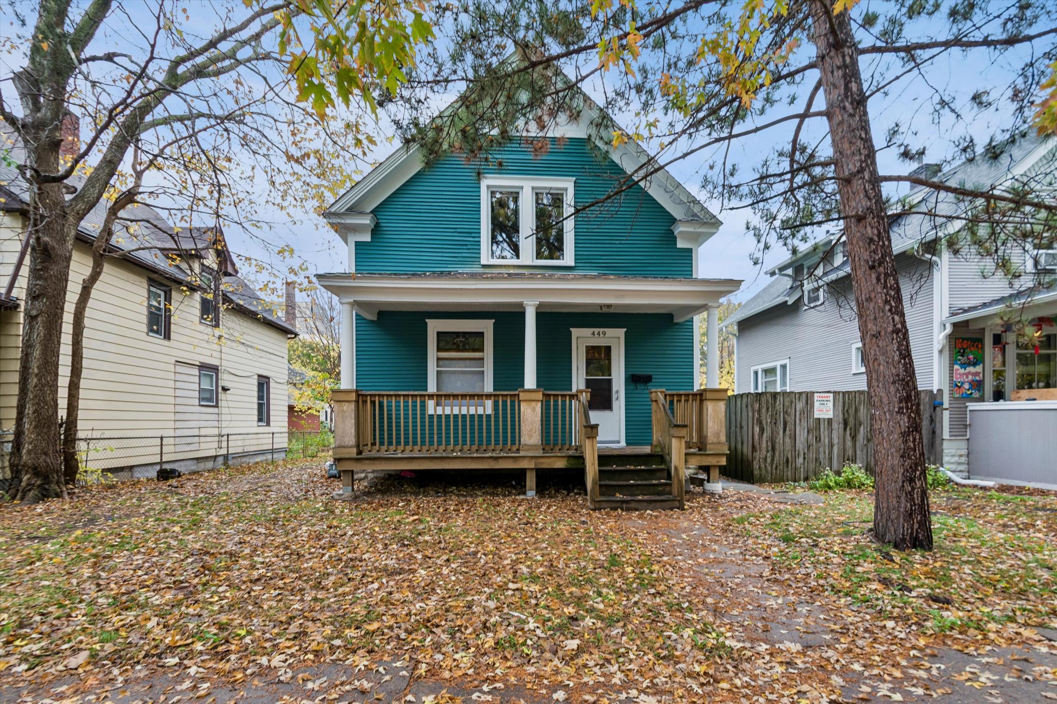 447 Fry Street