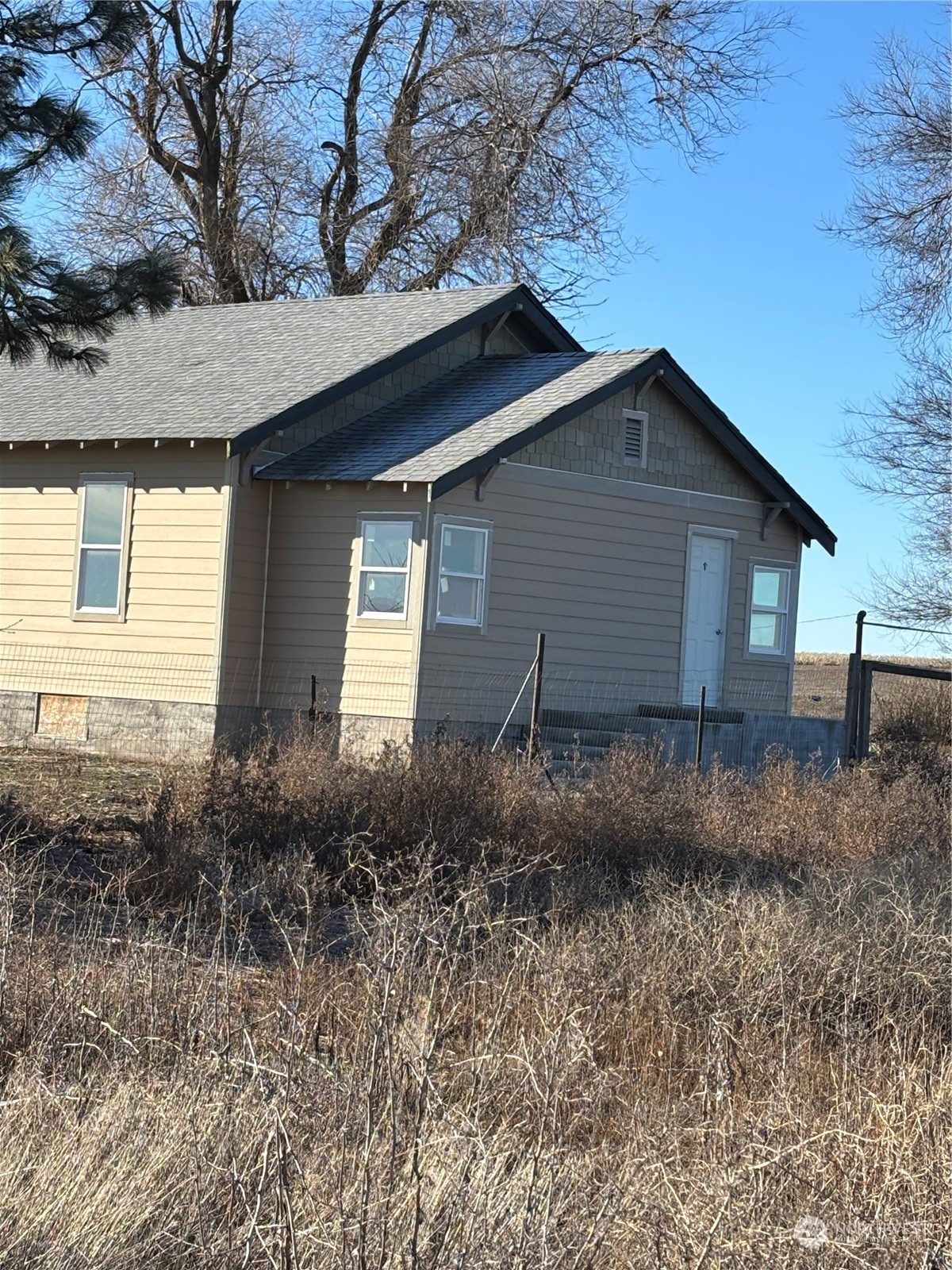 1979 E Gering Road