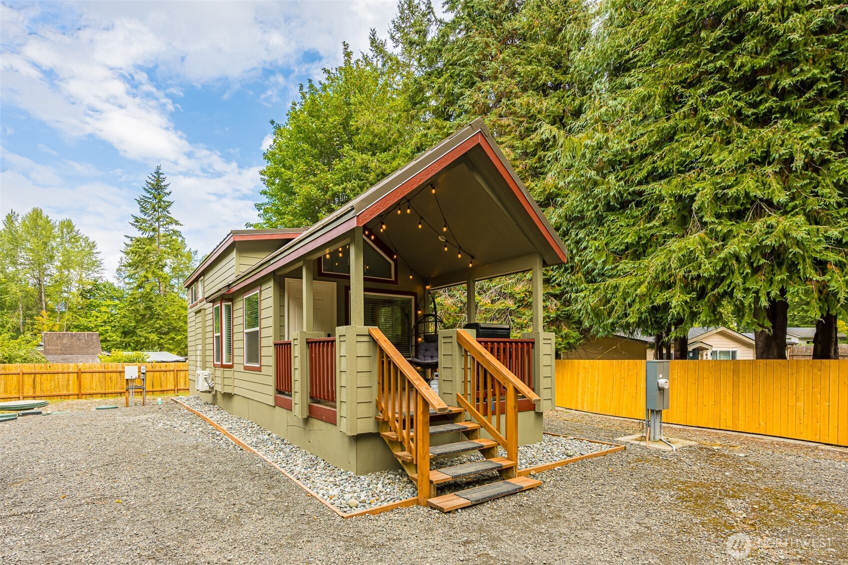 13 Willow Lane