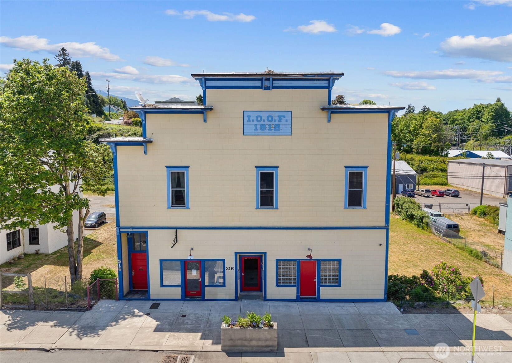Property photo 1