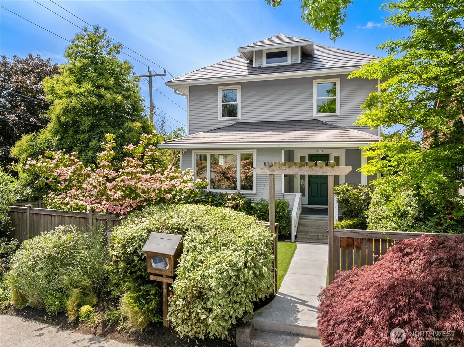 2401 10th Avenue W