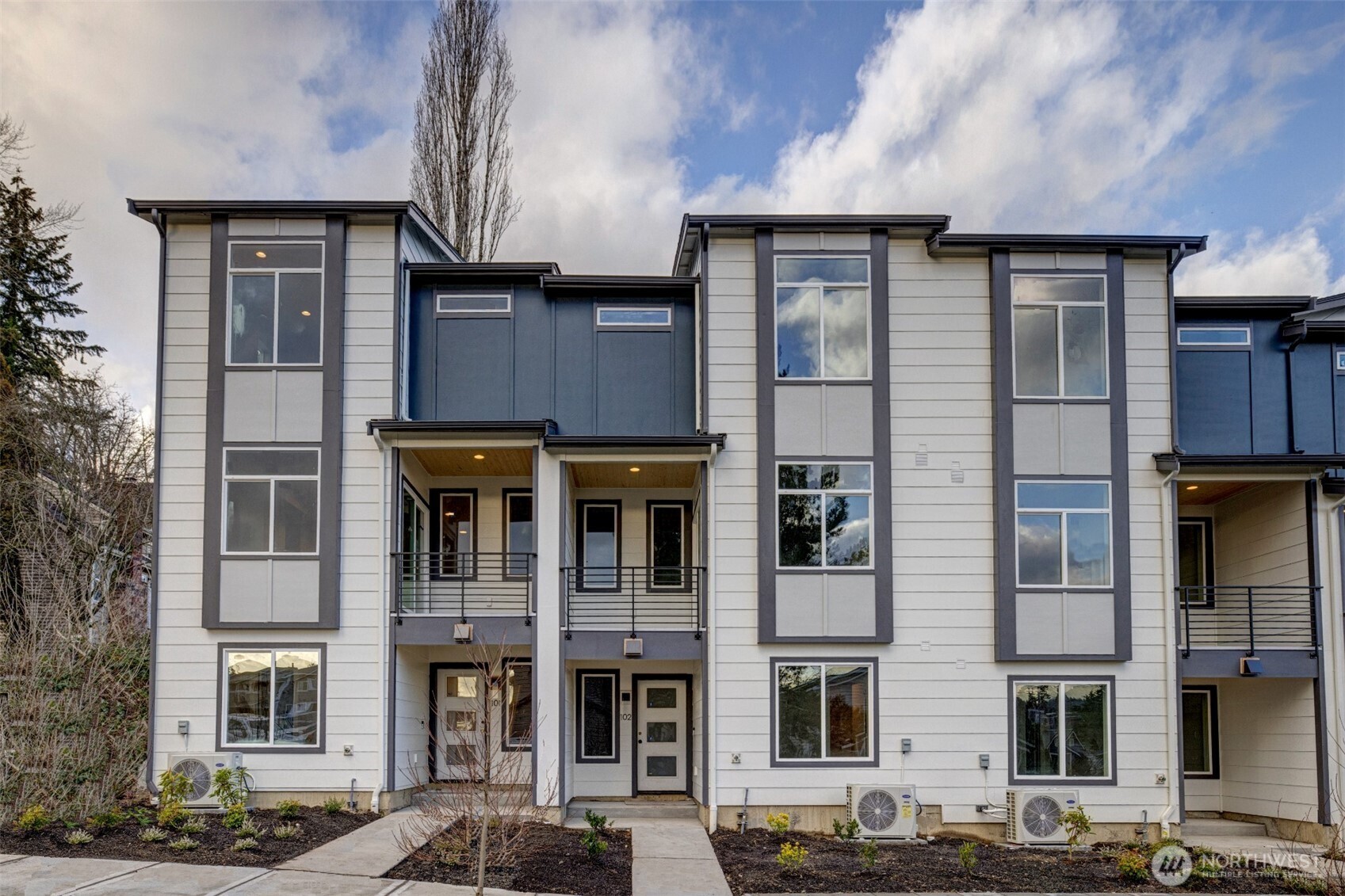 6722 NE 187th Street Unit: 106