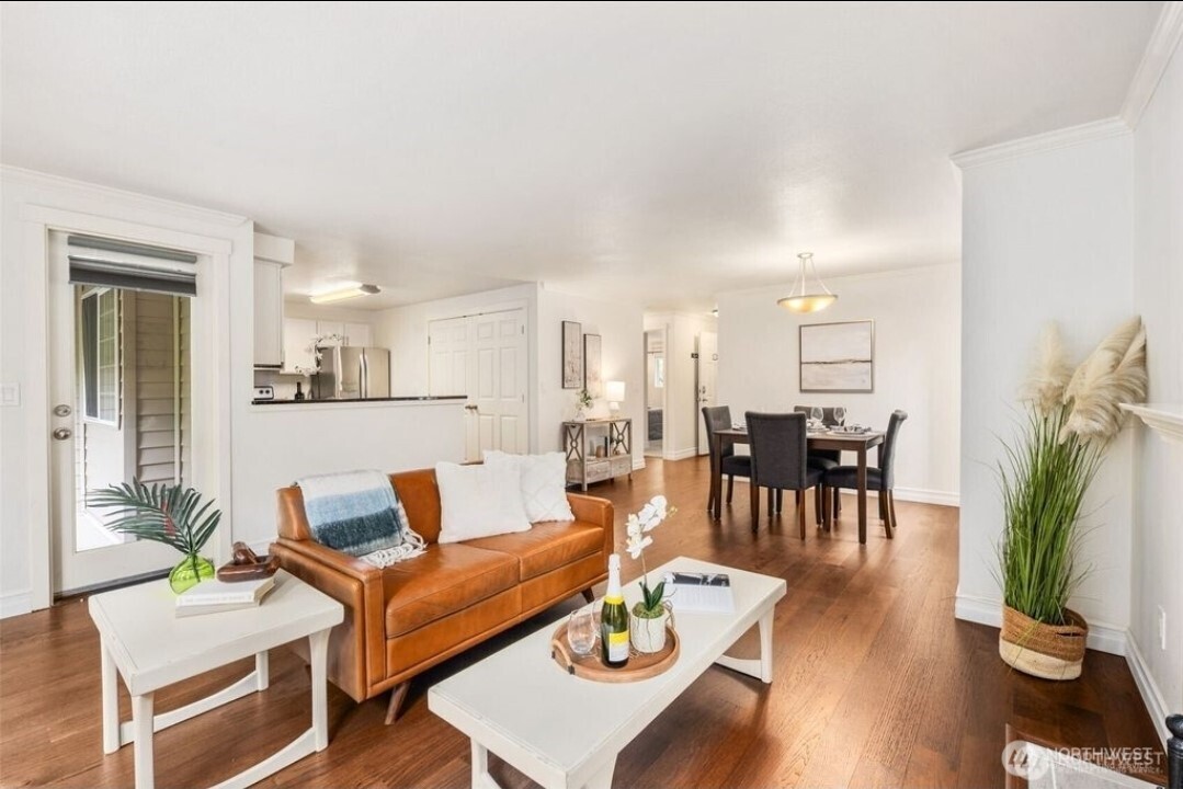 9822 NE 122nd Street Unit: U101