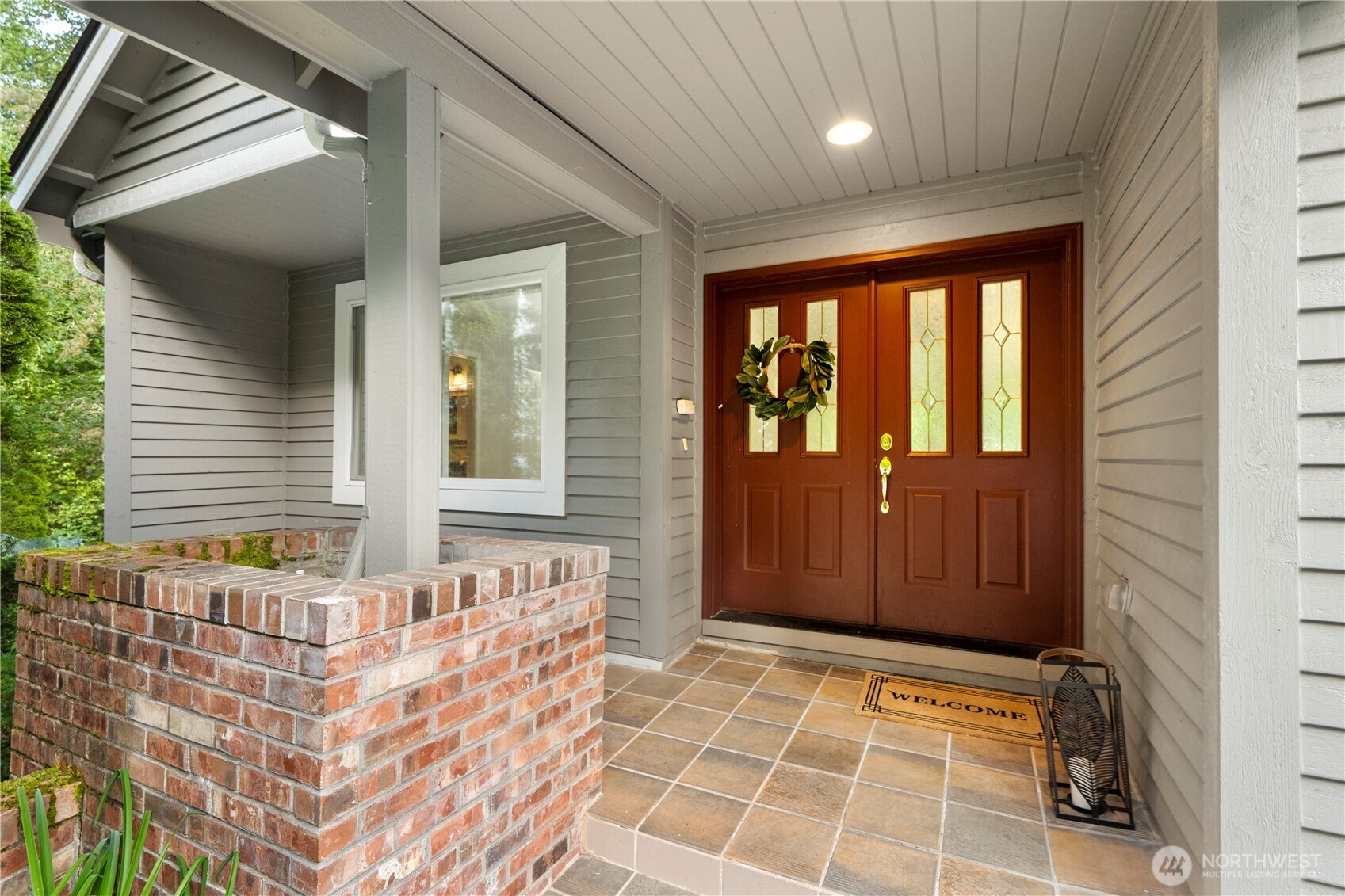 820 173rd Avenue NE Unit: A