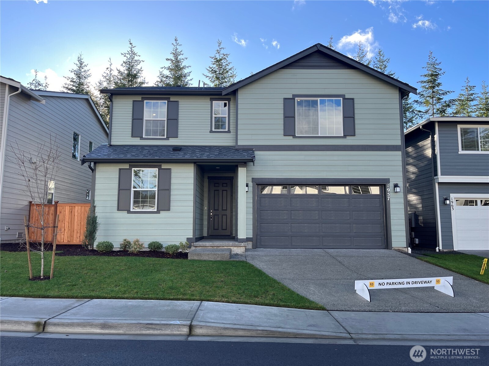 1957 NW Meadowview Drive Unit: 42