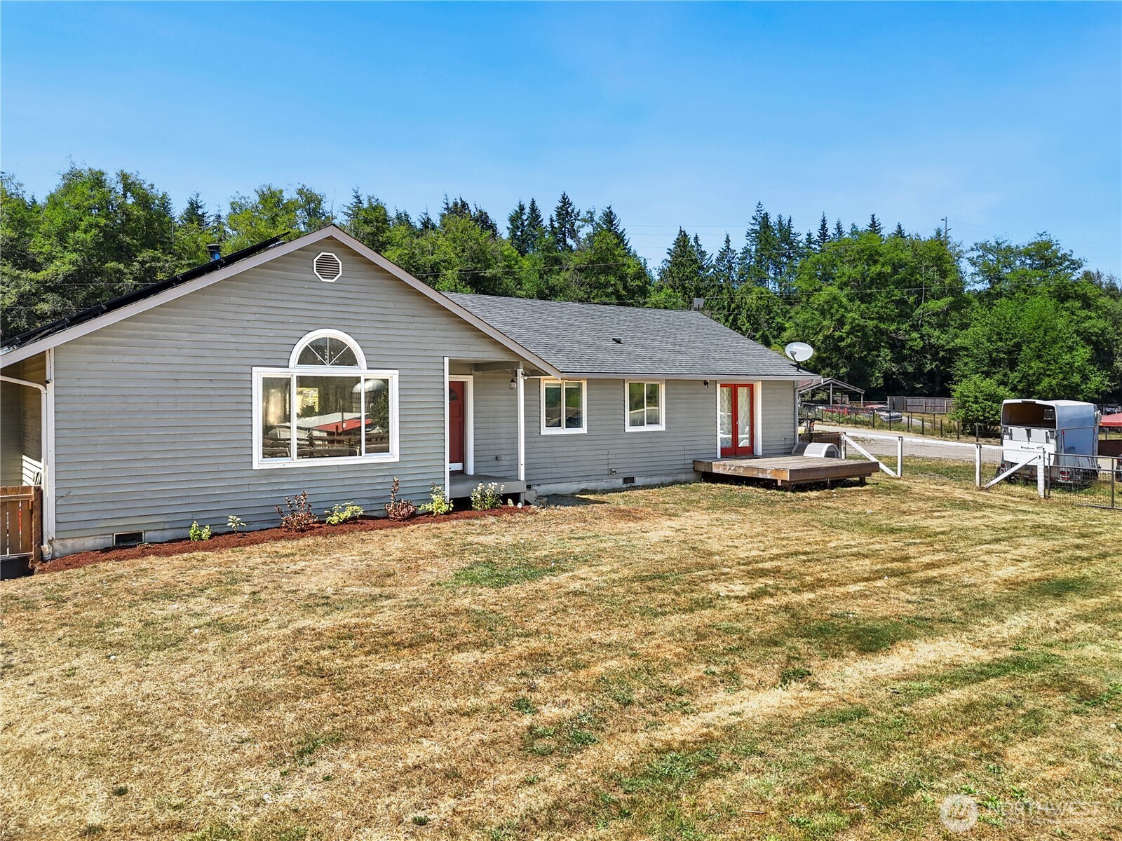 4493 NE Stevens Uhler Road