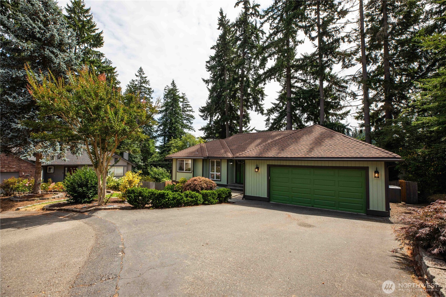 2051 NE Marina Vista Court