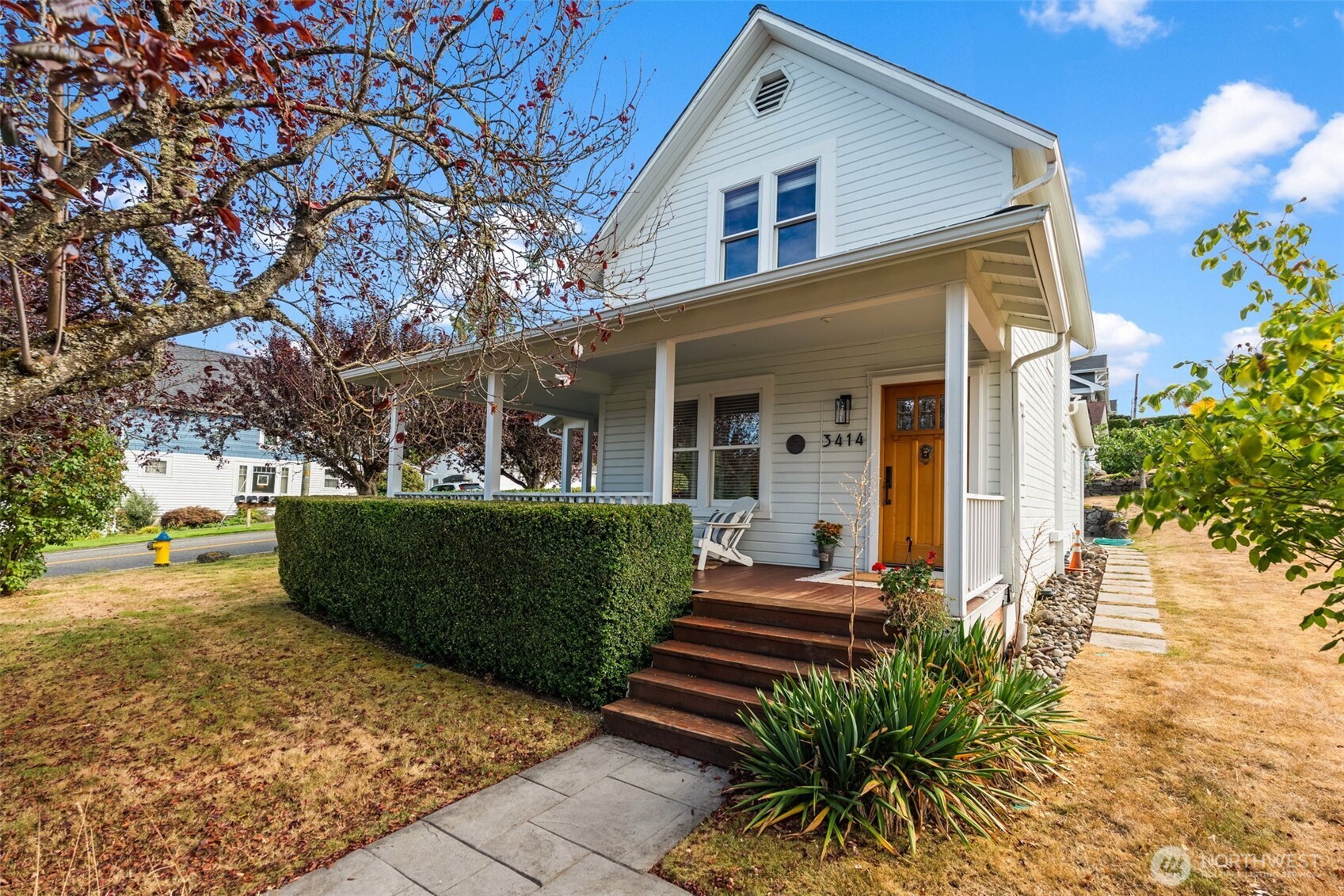 3414 Harborview Drive