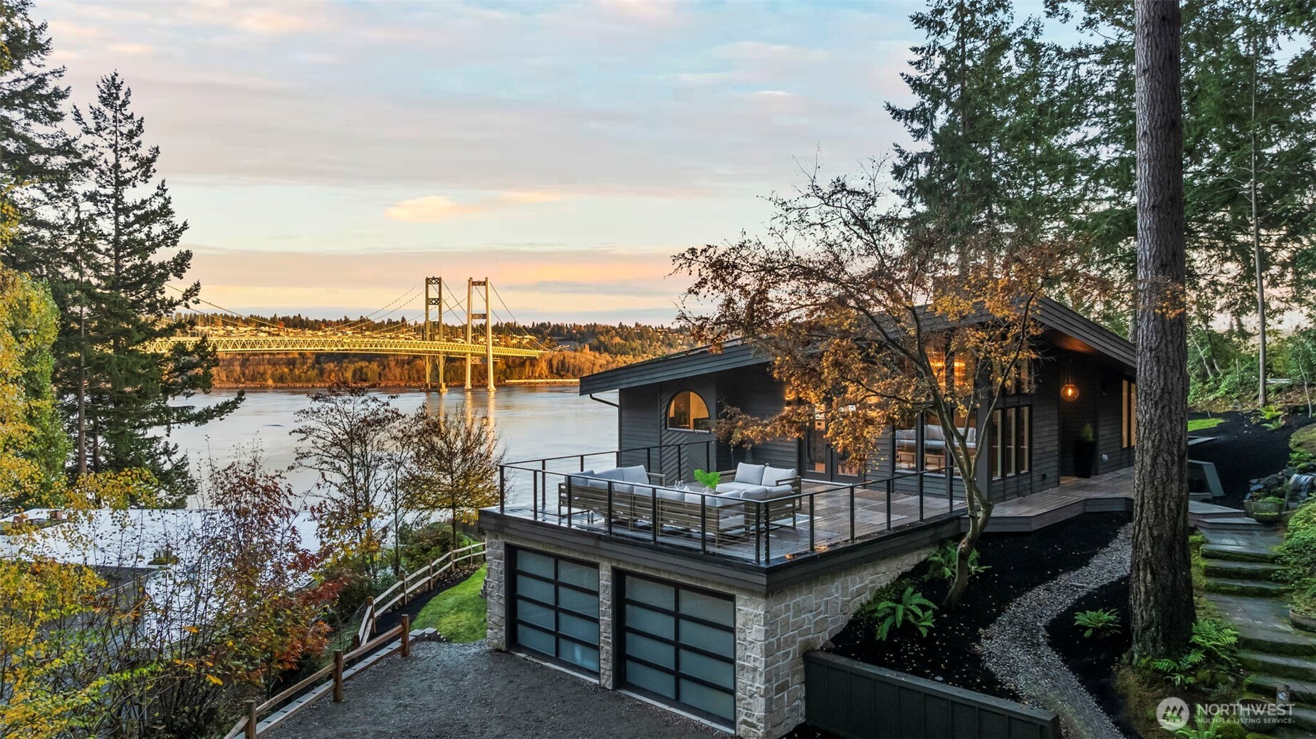 1507 Weatherswood Drive NW