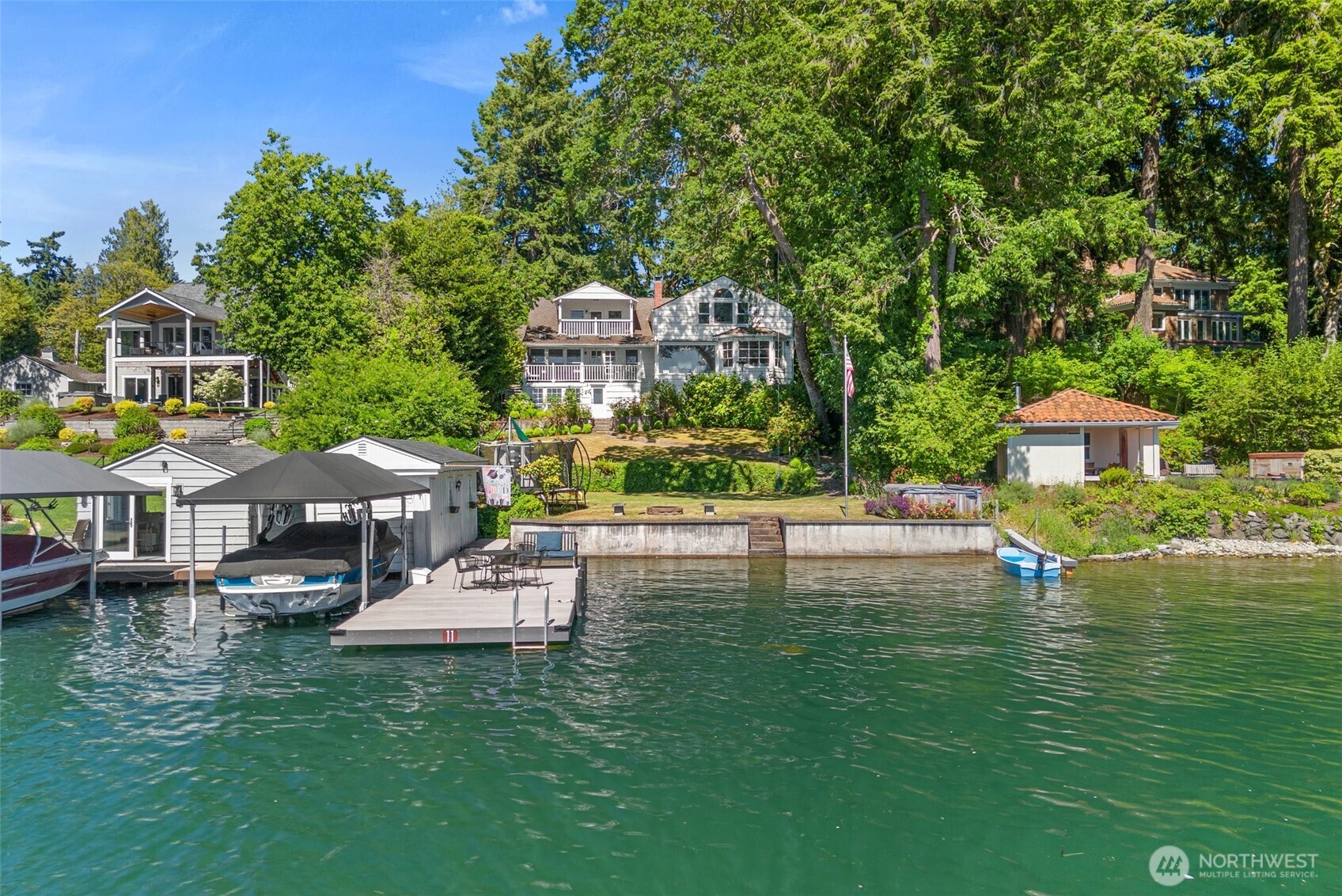 9144 Edgewater Drive SW